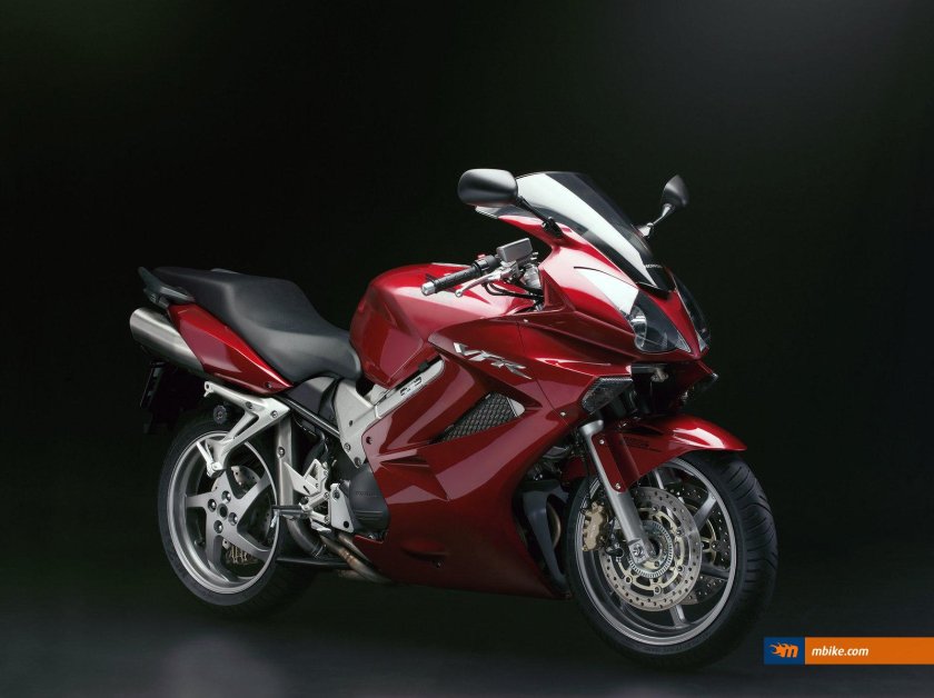 Honda vfr800 мотоцикл