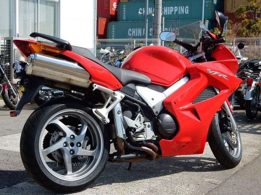 Honda vfr800 мотоцикл