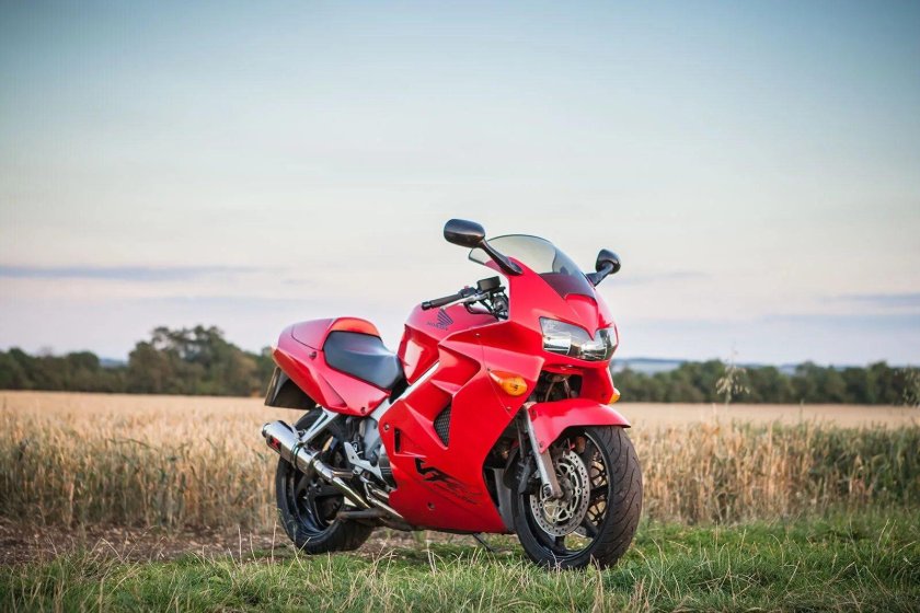 Honda vfr800f