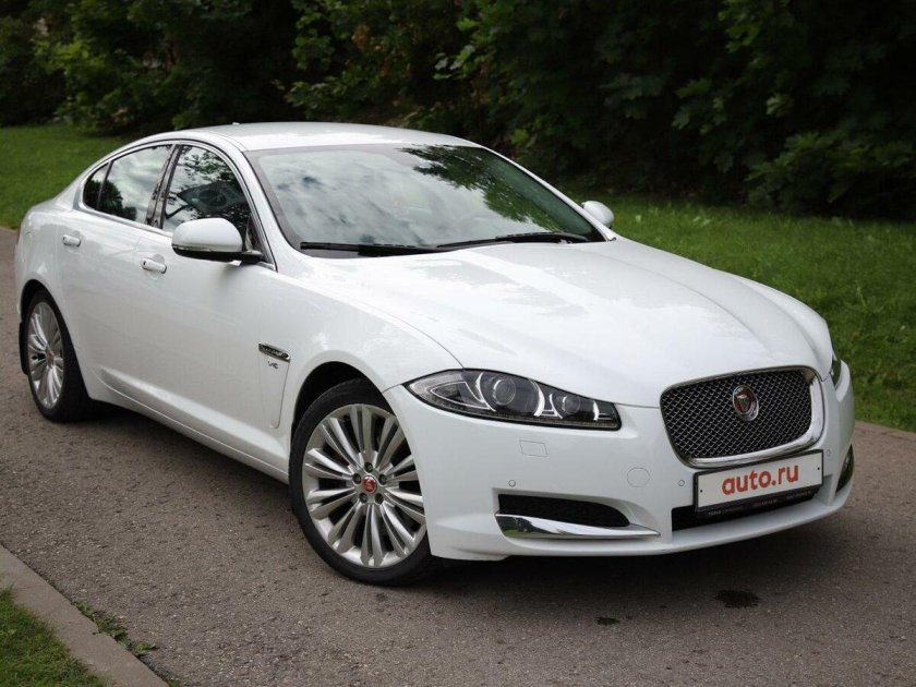 Ягуар XF 2013