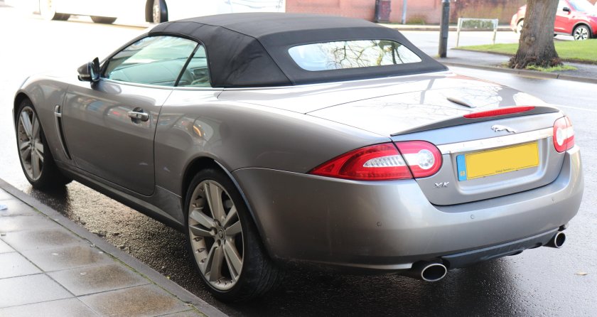 Jaguar XK (x150)