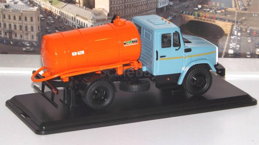 ЗИЛ 4333 ко 520