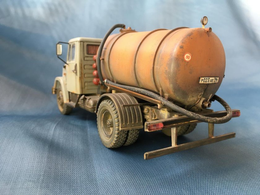 Вакуумная ко-520 ЗИЛ-433362 вакуумная