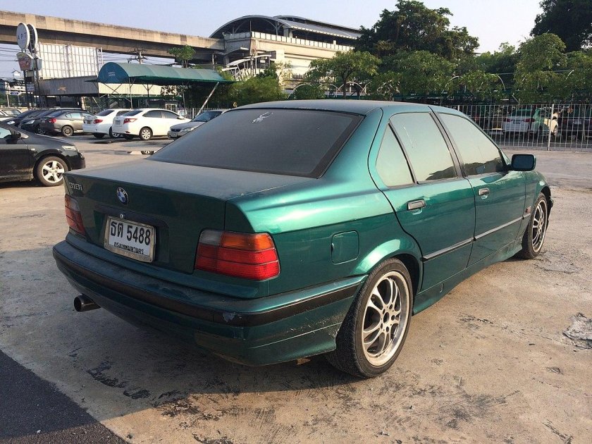 БМВ 318 1995