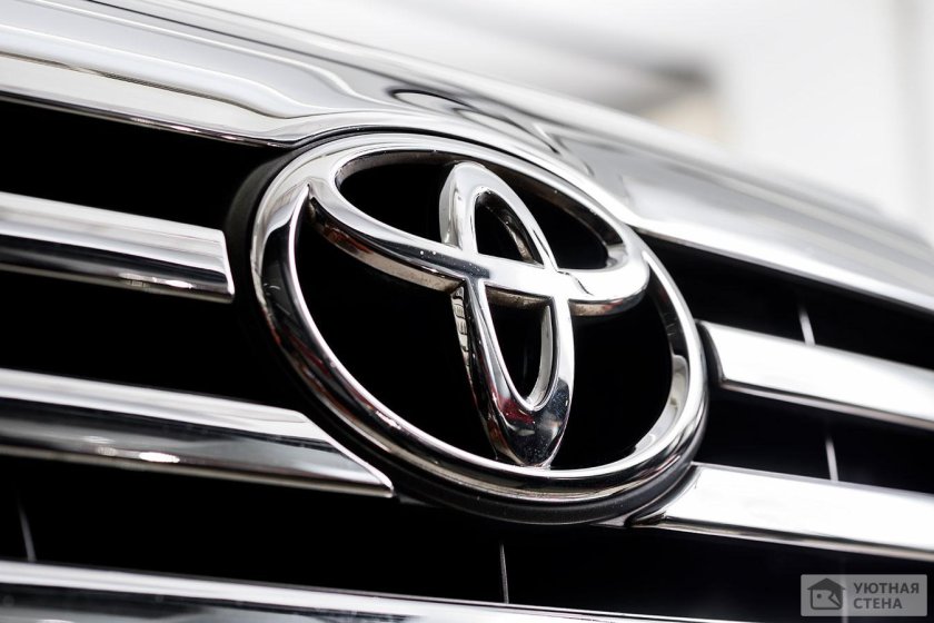 Toyota Corolla логотип