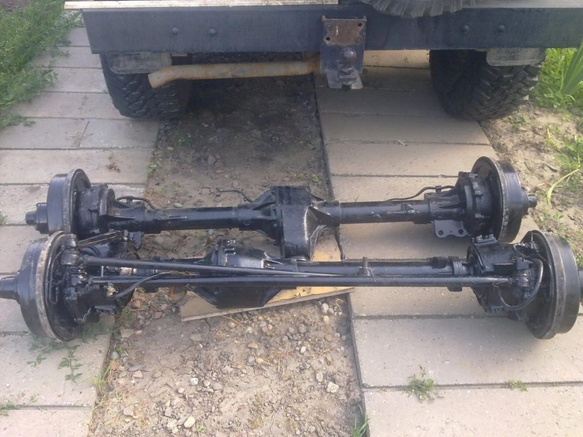 УАЗ 469 на военных Мостах