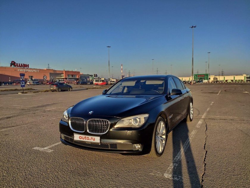 Бмв 7 серии 2010