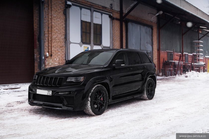 Jeep Grand Cherokee srt8