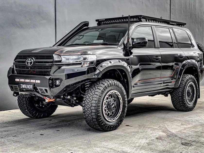 Toyota Land Cruiser lc300