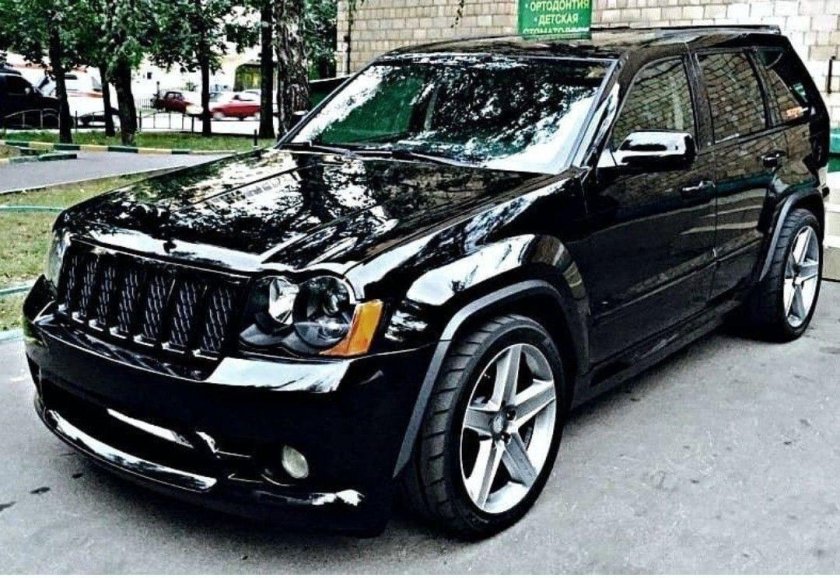 Jeep Grand Cherokee srt 2006