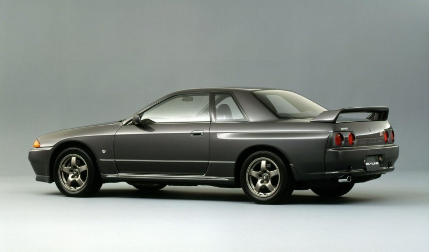 Nissan Skyline r32