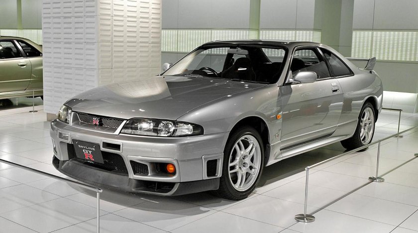Nissan Skyline r33 gt-r