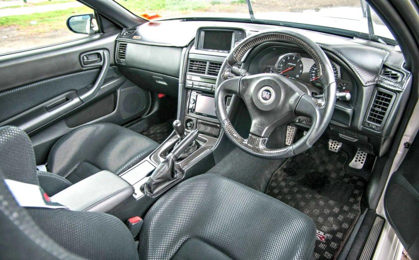 Nissan Skyline GTR r34 салон