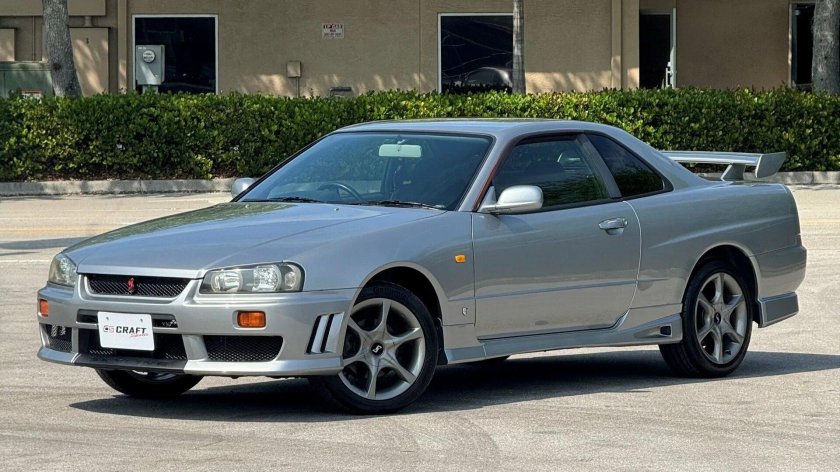 Nissan skyline gtr r34 nismo z-tune