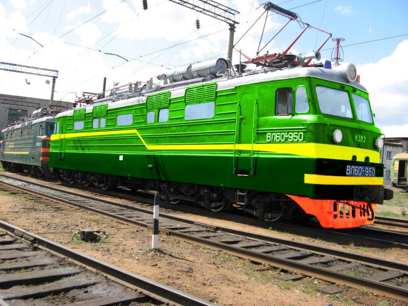 Пэ2м тяговый агрегат