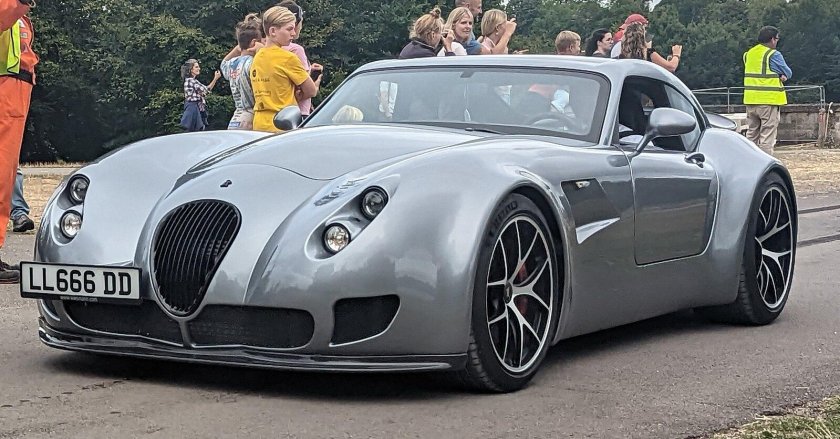 Wiesmann mf5