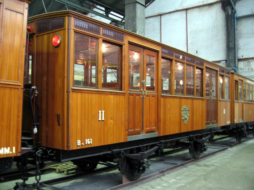 Первые вагоны парижского метро