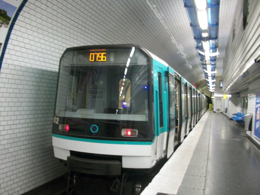 Mf88 Paris Metro