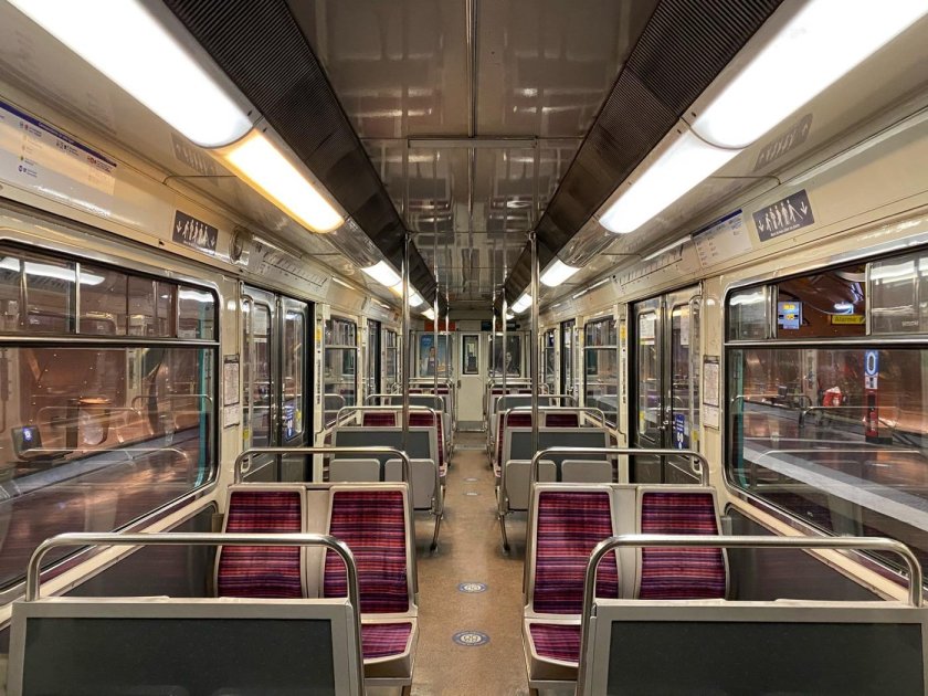 Вагон метро