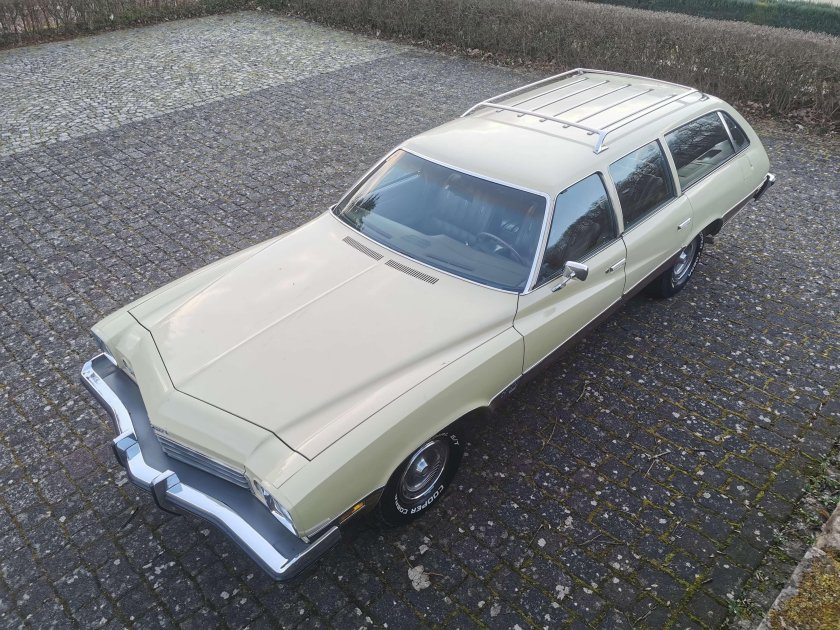 Oldsmobile vista cruiser 1970
