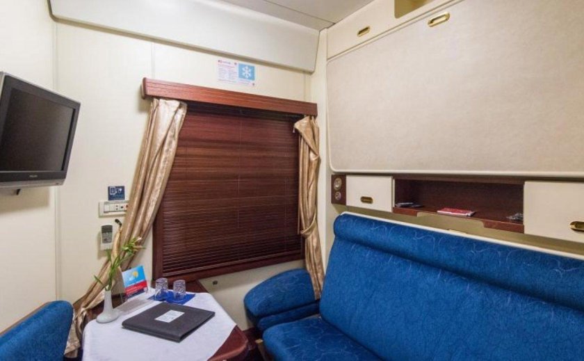 Жемчужина Кавказа поезд вагон Люкс