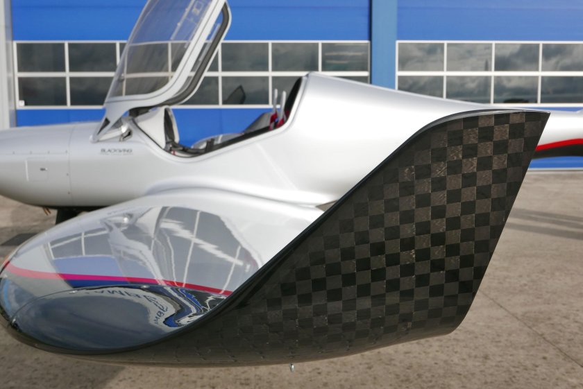 Полимер композитный фюзеляж