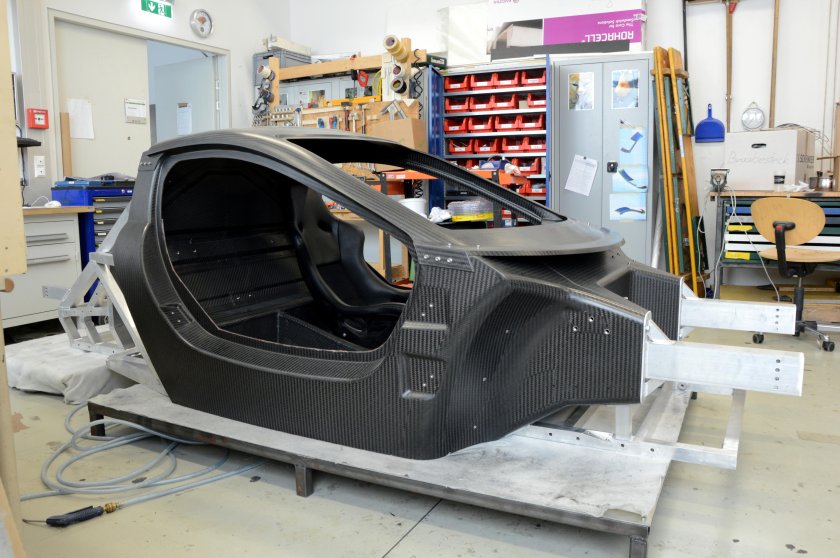 Карбоновый монокок