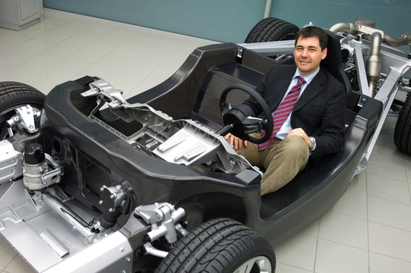 Карбоновый монокок автомобиля