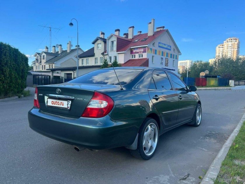 Камри 2004