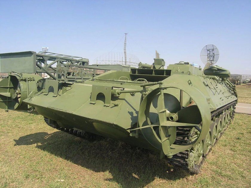 Инженерная разведывательная машина ИРМ-2