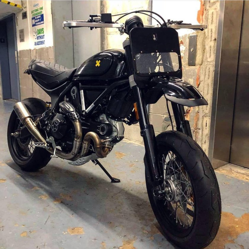 Мотоцикл ducati scrambler