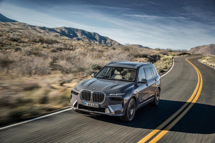 BMW x7 2023