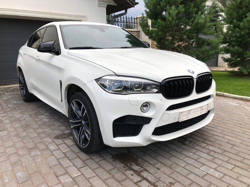 BMW x6 белая