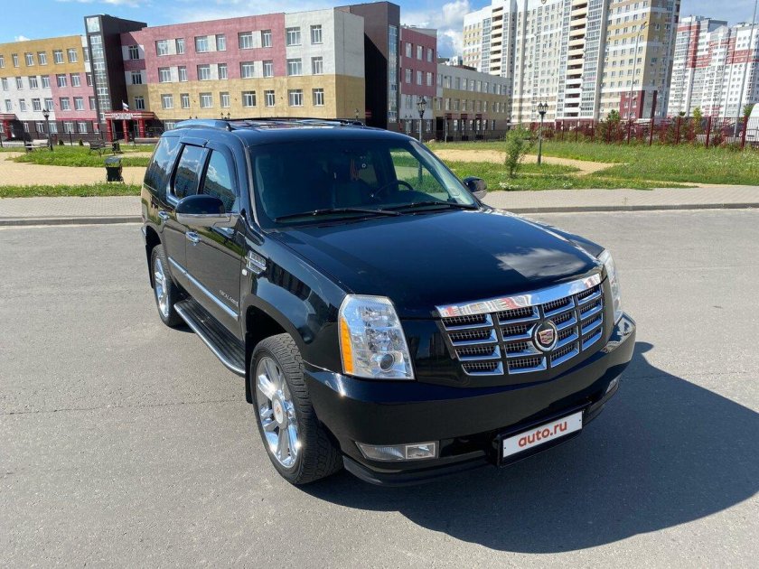 Кадиллак эскалейд 2011