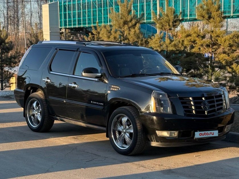 Кадиллак эскалейд 2008