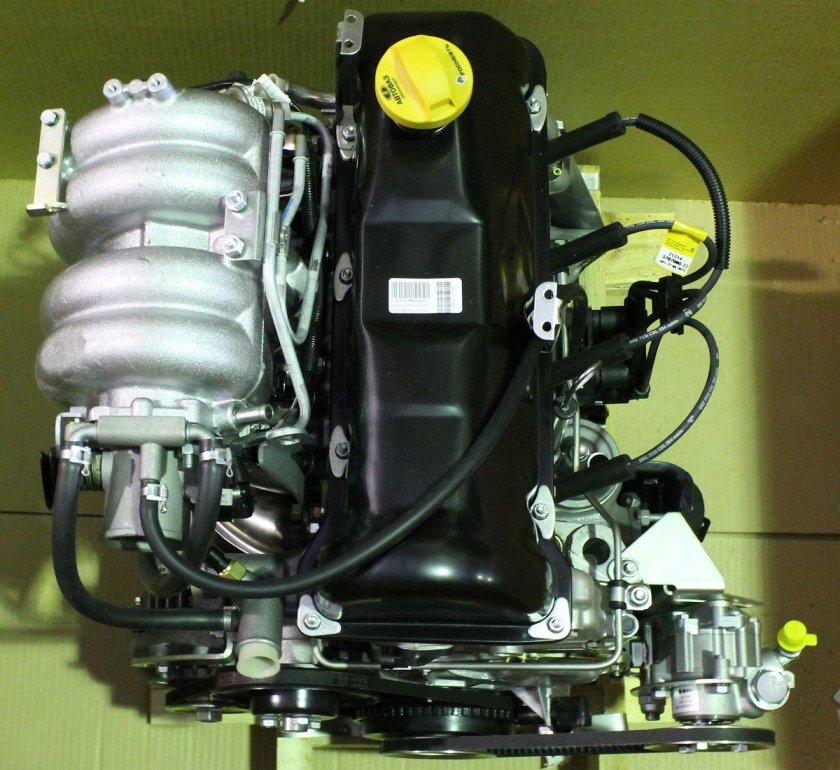 Двигатель ВАЗ-21214 инжекторный