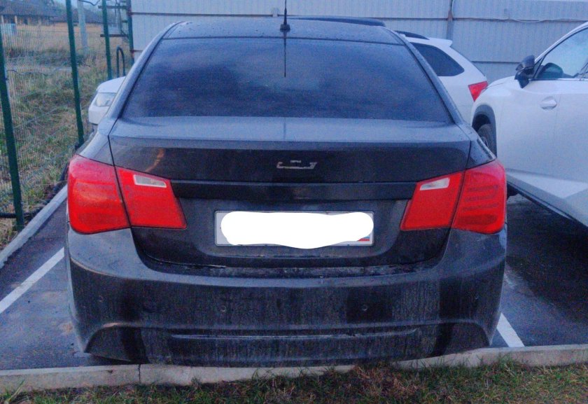 Шевроле Круз сзади