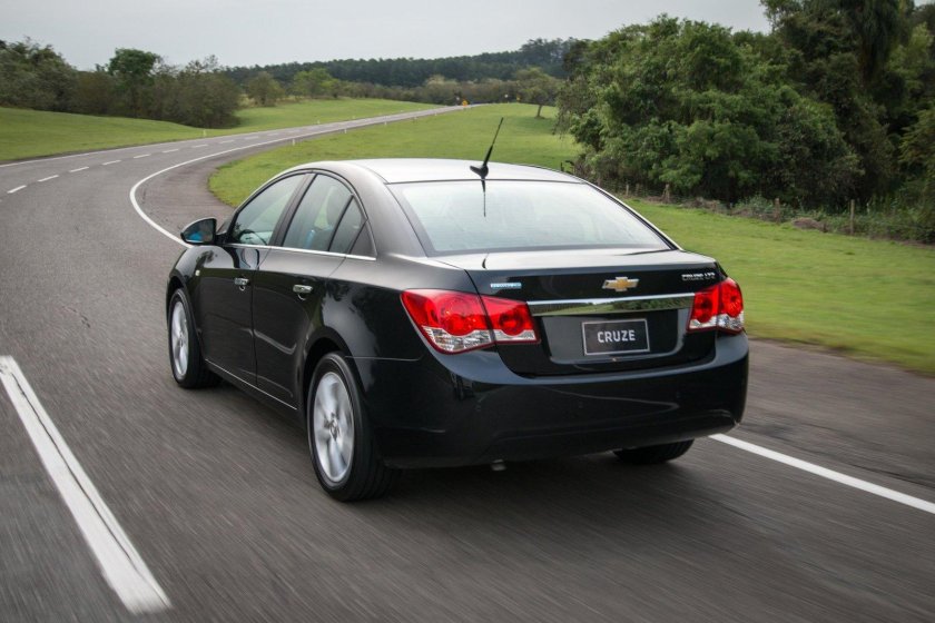 Chevrolet Cruze седан