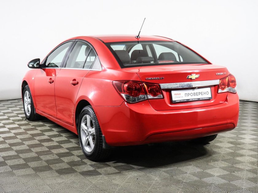 Chevrolet Cruze 1