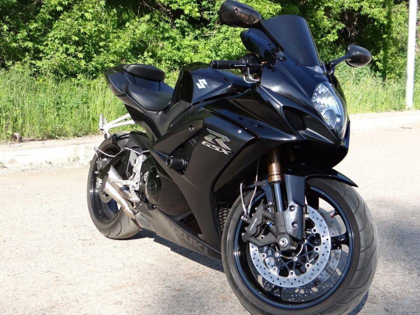 Suzuki GSX-R 1000 k8