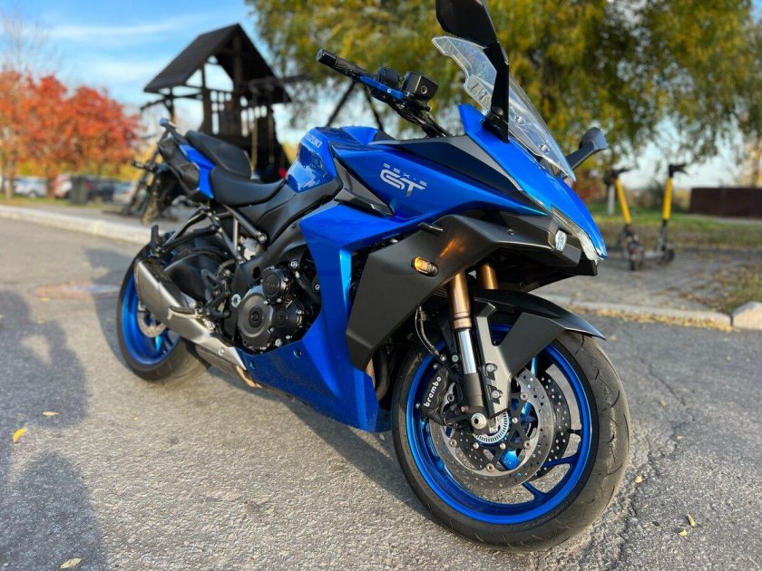 Suzuki gsx-s1000f
