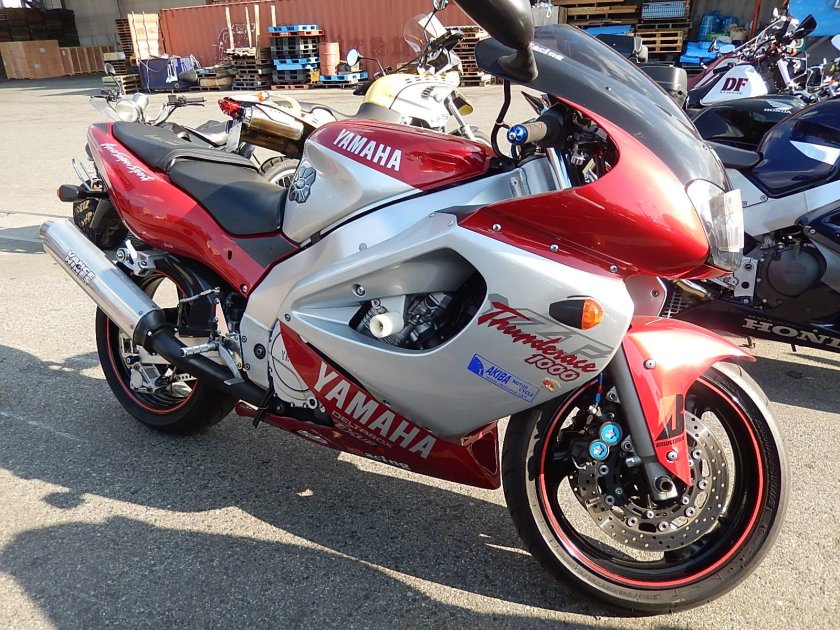 Yamaha YZF 1000r
