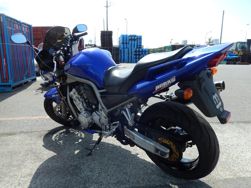 Ямаха дорожная 1000