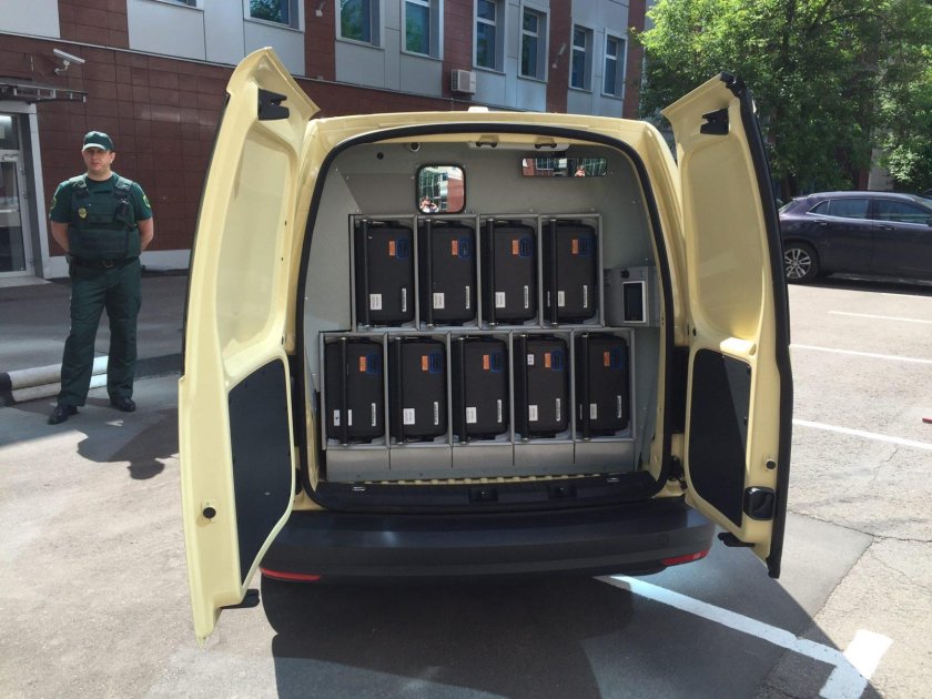 Инкассаторская машина Сбер новая