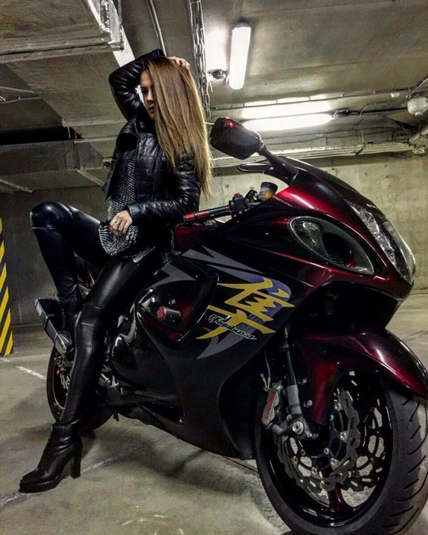 Сузуки Хаябуса байкер