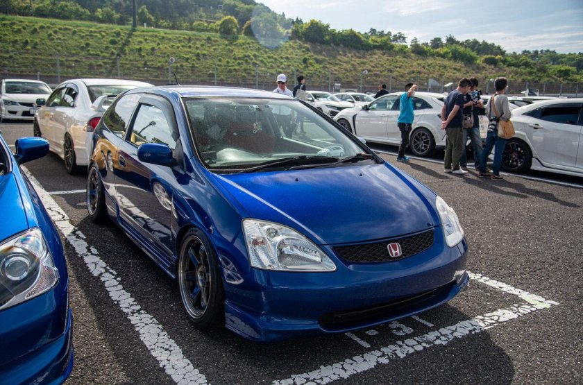 Хонда Цивик 7 поколение