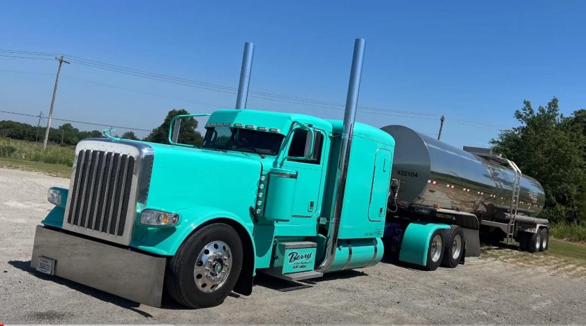 Peterbilt 389 custom