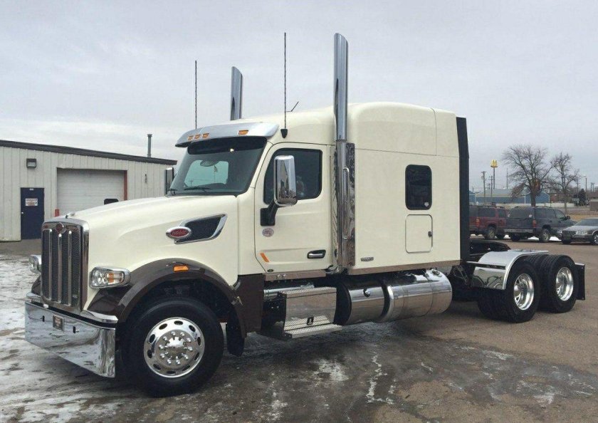 Петербилт 567