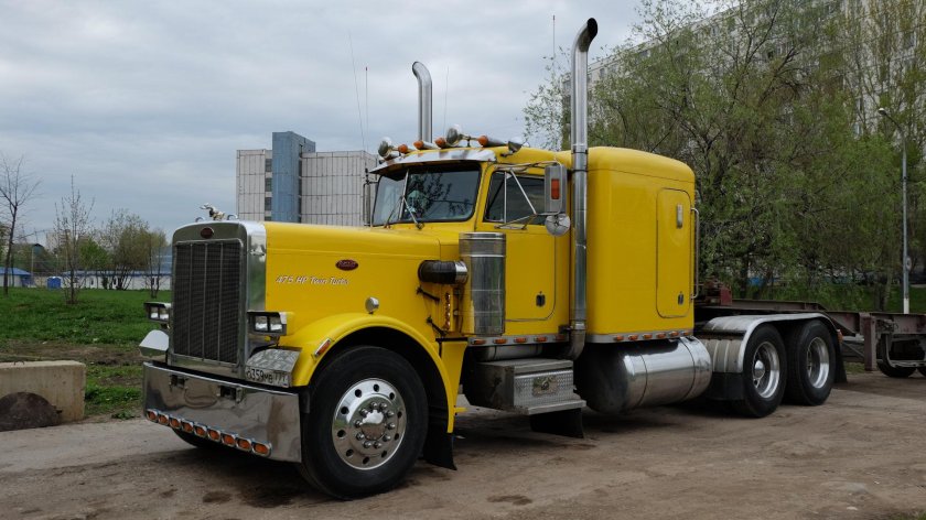 Peterbilt 359