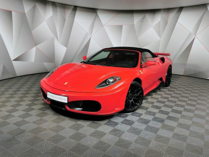 Феррари в Москве